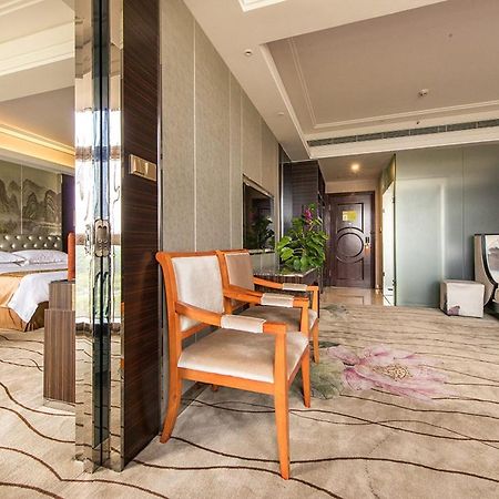 Vienna International Hotel Shenzhen Longgang Lilang Ngoại thất bức ảnh
